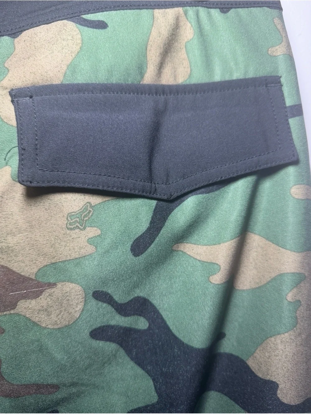 EUC Fix Racing Logo Green Camo Swim Shorts Mens Waist Size 36